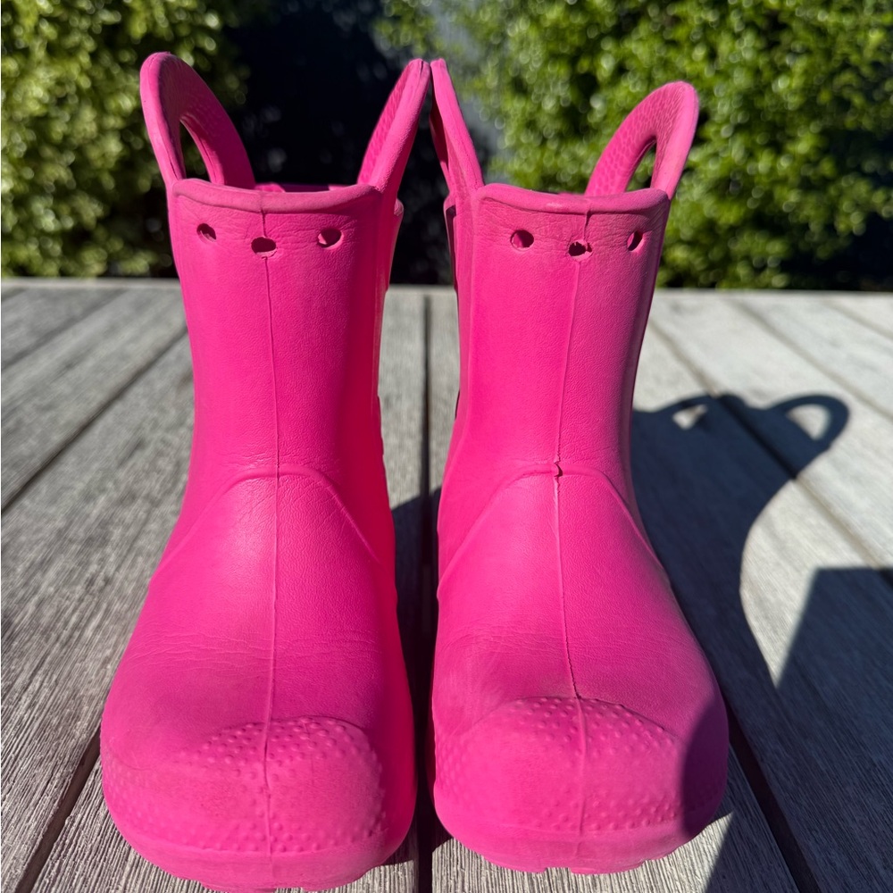 Crocs Pink Rain Boots - size 8 toddler